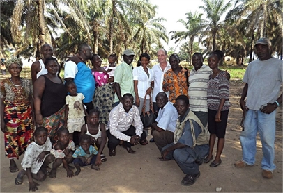 Wuyatta und ihr Team in Freetown