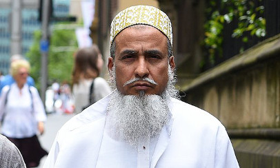 Ein spiritueller Führer der Dwaoodi Bohras half mit, FGM zu vertuschen und wurde dafür verurteilt. Photograph: Dan Himbrechts/AAP